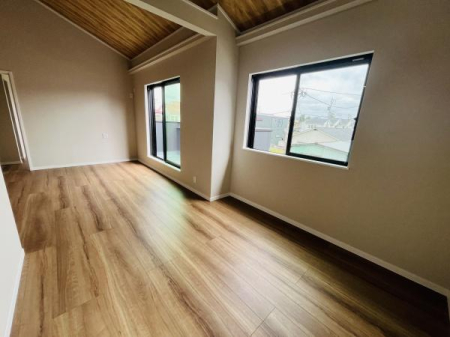 �_�ސ쌧������s������2���ڂ̐V�z��ˌ��Ẵ��r���O