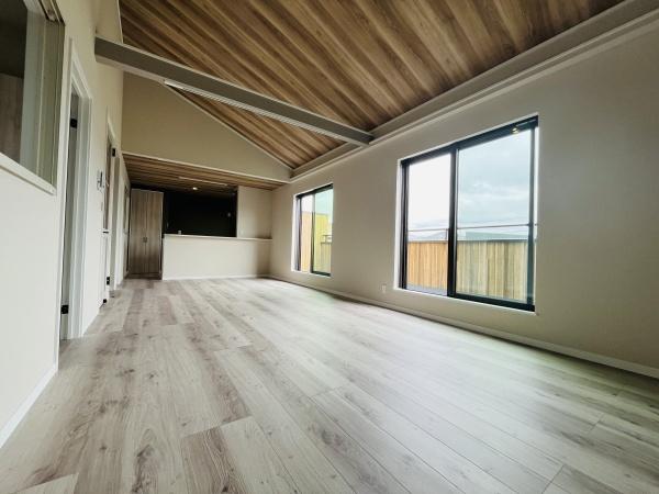 �_�ސ쌧������s������2���ڂ̐V�z��ˌ��Ẵ��r���O