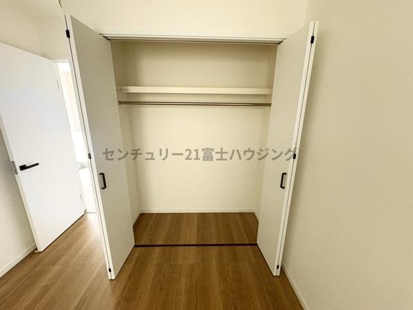 �_�ސ쌧������s���C�ݓ�4���ڂ̐V�z��ˌ��Ă̎��[