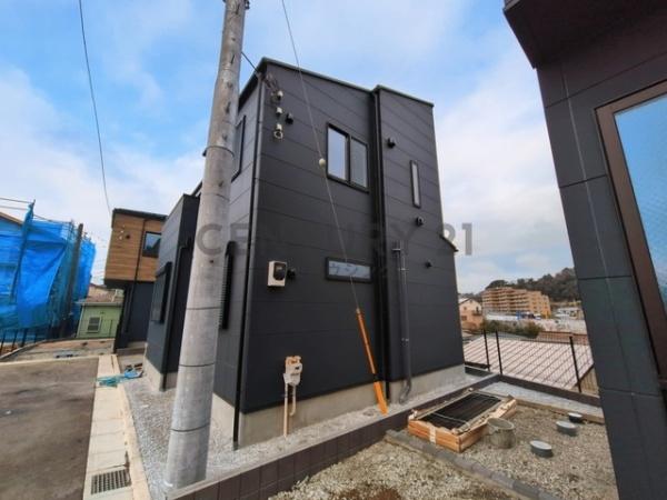 �_�ސ쌧����s���5���ڂ̐V�z��ˌ��Ă̂��̑����n