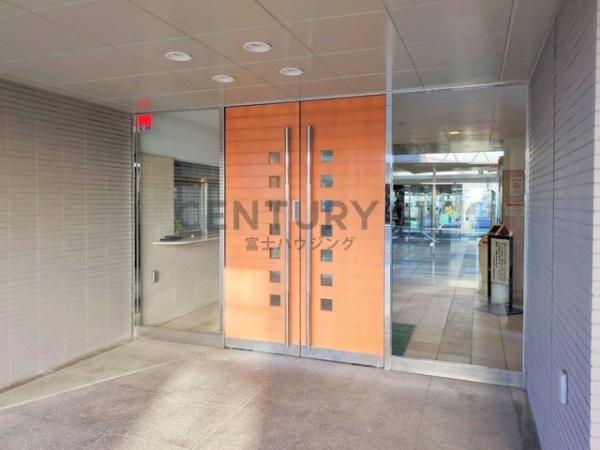 �_�ސ쌧����s�P�s��2���ڂ̒��Ã}���V�����̃G���g�����X