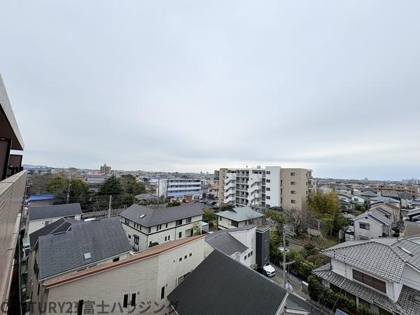 �_�ސ쌧������s���a�c2���ڂ̒��Ã}���V�����̏Z�˂���̒��]�ʐ^