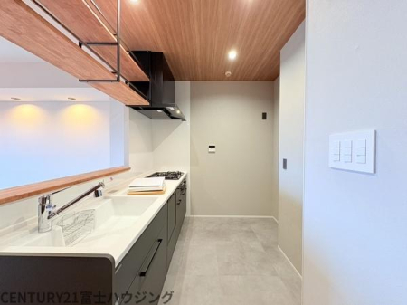 �_�ސ쌧������s���a�c2���ڂ̒��Ã}���V�����̃L�b�`��