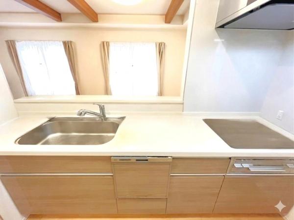 �_�ސ쌧������s�����u2���ڂ̒��È�ˌ��ẴL�b�`��