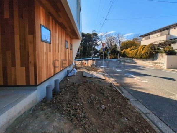 �_�ސ쌧����s�А��R1���ڂ̐V�z��ˌ��Ă̂��̑����n