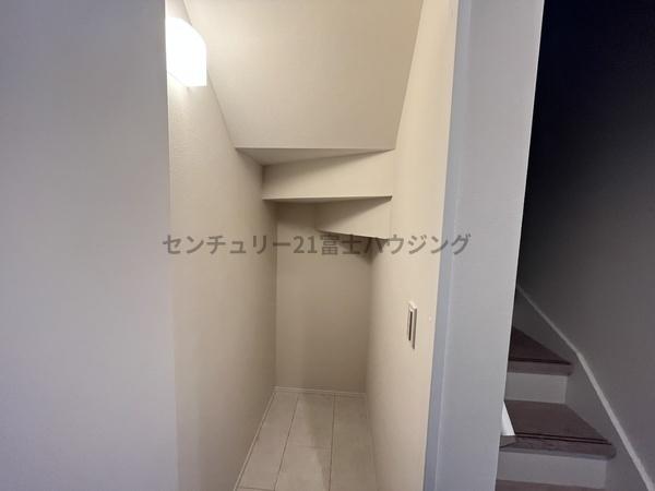 �_�ސ쌧������s���C�ݓ�3���ڂ̐V�z��ˌ��Ă̎��[