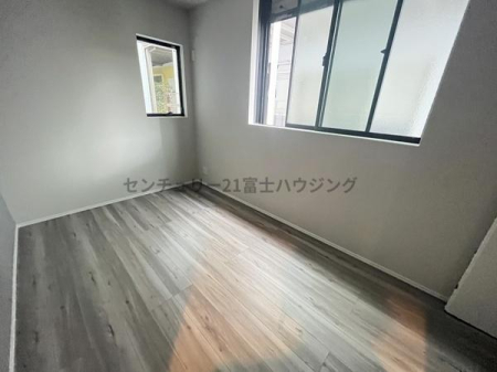 �_�ސ쌧������s���C�ݓ�3���ڂ̐V�z��ˌ��Ẵ��r���O�ȊO�̋���