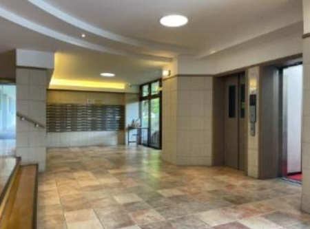 �_�ސ쌧���q�s�A�؂̒��Ã}���V�����̃G���g�����X