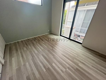 �_�ސ쌧������s���C�ݓ�3���ڂ̐V�z��ˌ��Ă̗m��