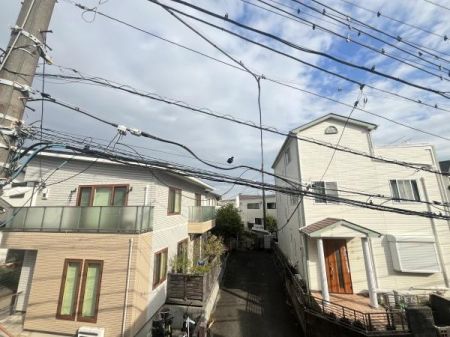 �_�ސ쌧������s�o�����̒��È�ˌ��Ă̏Z�˂���̒��]�ʐ^