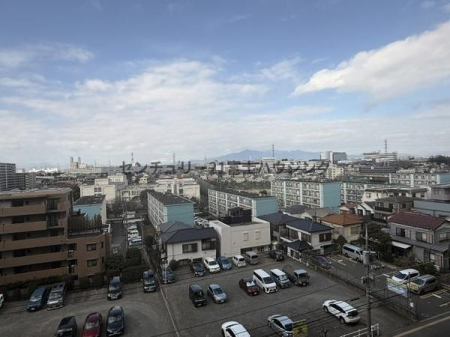 �_�ސ쌧����s�Ó��4���ڂ̒��Ã}���V�����̏Z�˂���̒��]�ʐ^