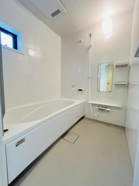 �_�ސ쌧������s�l�{��̐V�z��ˌ��Ă̗���