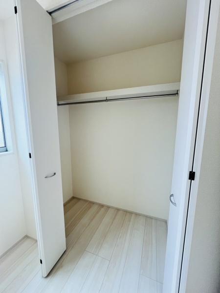 �_�ސ쌧������s�����̐V�z��ˌ��Ă̎��[