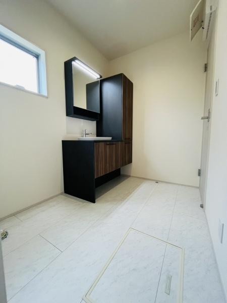 �_�ސ쌧������s�����̐V�z��ˌ��Ă̐��ʑ�E���ʏ�