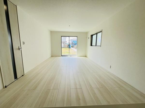 �_�ސ쌧������s�����̐V�z��ˌ��Ẵ��r���O