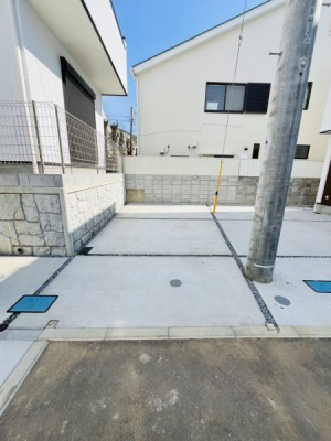 �_�ސ쌧������s�l�{��̐V�z��ˌ��Ă̒��ԏ�