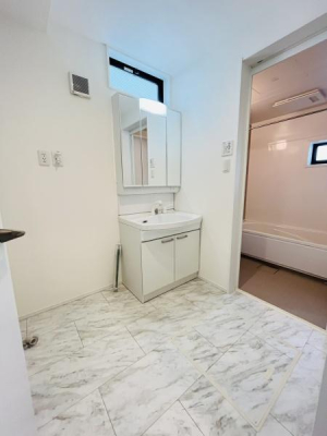 �_�ސ쌧������s�l�{��̐V�z��ˌ��Ă̐��ʑ�E���ʏ�