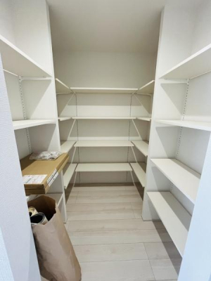 �_�ސ쌧������s�����̐V�z��ˌ��Ă̎��[