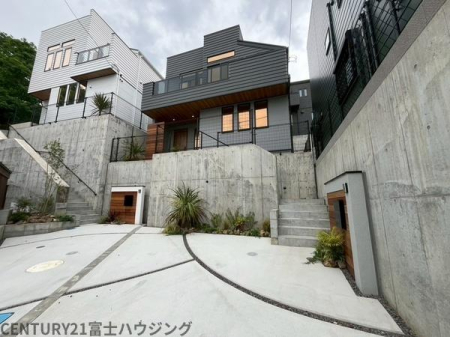 �_�ސ쌧����s�А�4���ڂ̐V�z��ˌ��Ă̒��ԏ�