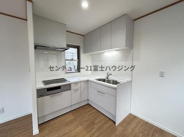 �_�ސ쌧������s���v�ۂ̒��È�ˌ��ẴL�b�`��