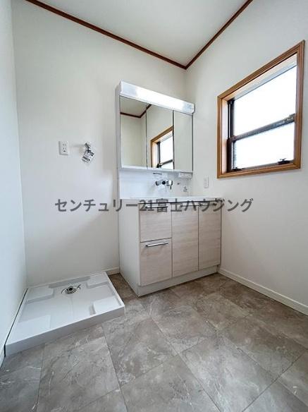 �_�ސ쌧������s���v�ۂ̒��È�ˌ��Ă̐��ʑ�E���ʏ�