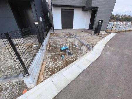 �_�ސ쌧����s���5���ڂ̐V�z��ˌ��Ă̂��̑����n