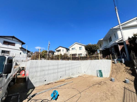 �_�ސ쌧����s����������1���ڂ̐V�z��ˌ��Ă̂��̑����n