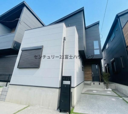 �_�ސ쌧������s����1���ڂ̐V�z��ˌ��Ă̌��n�O�ώʐ^