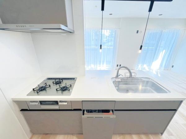 �_�ސ쌧����s���������J1���ڂ̒��Ã}���V�����̃L�b�`��