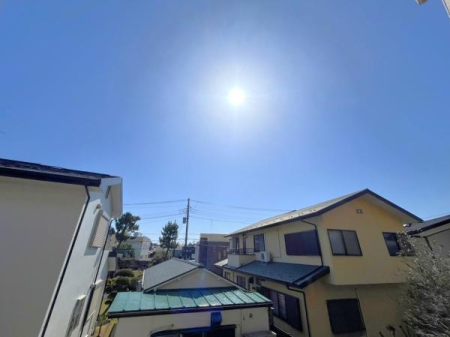 �_�ސ쌧����s���������J1���ڂ̒��Ã}���V�����̏Z�˂���̒��]�ʐ^