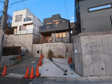 �_�ސ쌧����s�А�4���ڂ̐V�z��ˌ��Ẳ摜