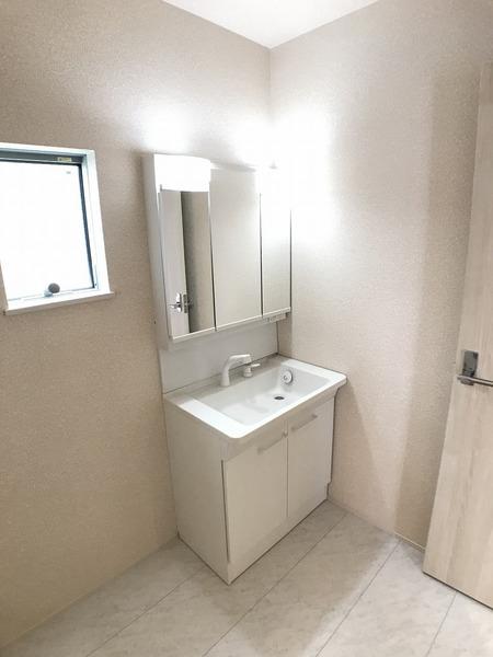 �_�ސ쌧������s�l�V���̒��È�ˌ��Ă̐��ʑ�E���ʏ�