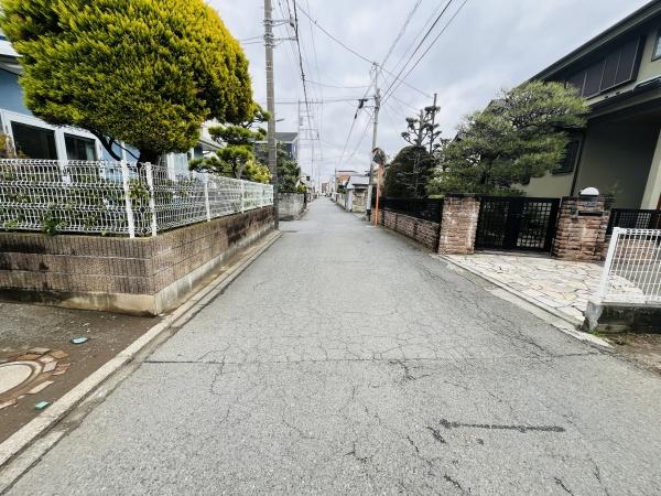 �_�ސ쌧������s�{��2���ڂ̓y�n�̑O�ʓ��H�܂ތ��n�ʐ^