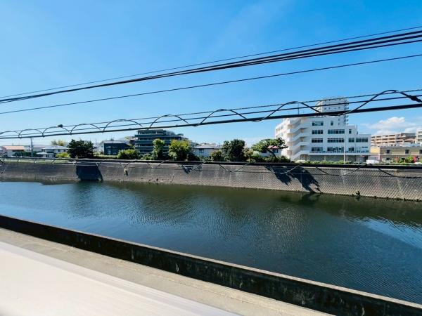 �_�ސ쌧����s�А�1���ڂ̐V�z��ˌ��Ă̏Z�˂���̒��]�ʐ^