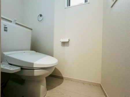 �_�ސ쌧����s�А�1���ڂ̐V�z��ˌ��Ẵg�C��