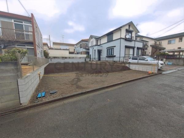 �_�ސ쌧����s�����̓y�n�̑O�ʓ��H�܂ތ��n�ʐ^