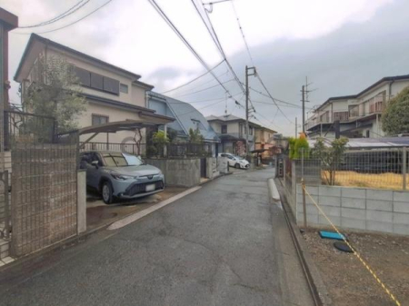 �_�ސ쌧����s�����̓y�n�̑O�ʓ��H�܂ތ��n�ʐ^