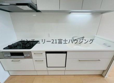 �_�ސ쌧���q�s���{�̒��Ã}���V�����̃L�b�`��