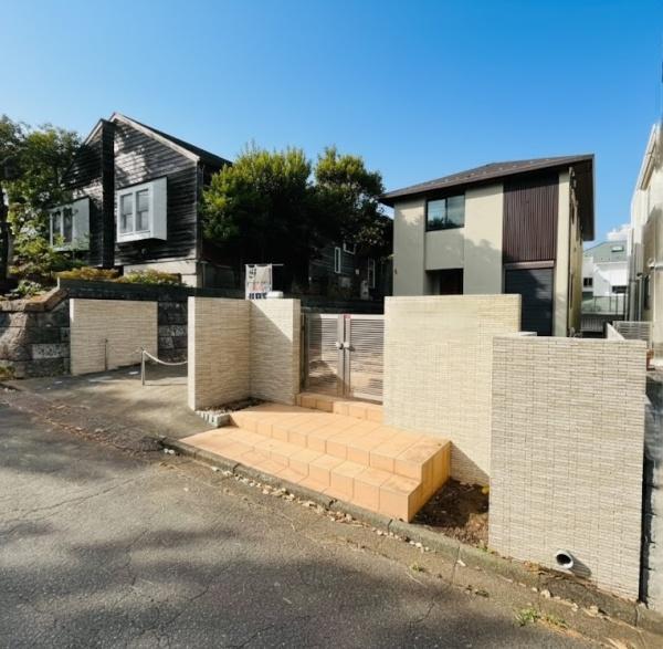 �_�ސ쌧����s�А��R5���ڂ̒��È�ˌ��Ă̌��n�O�ώʐ^