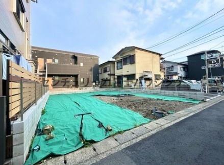 �_�ސ쌧���q�s��D2���ڂ̓y�n�̑O�ʓ��H�܂ތ��n�ʐ^