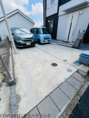 �_�ސ쌧����s������ 309-17�̒��È�ˌ��Ă̒��ԏ�