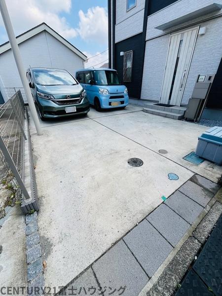 �_�ސ쌧����s������ 309-17�̒��È�ˌ��Ă̒��ԏ�