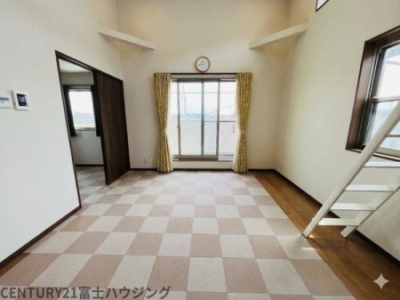 �_�ސ쌧����s������ 309-17�̒��È�ˌ��Ẵ��r���O