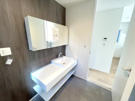 �_�ސ쌧����s���̐V�z��ˌ��Ă̐��ʑ�E���ʏ�