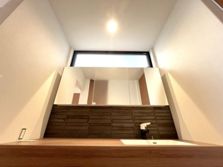 �_�ސ쌧����s���̐V�z��ˌ��Ă̐��ʑ�E���ʏ�