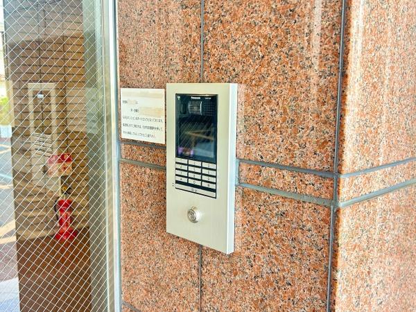 �_�ސ쌧����s�P�s��1���ڂ̒��Ã}���V�����̃G���g�����X