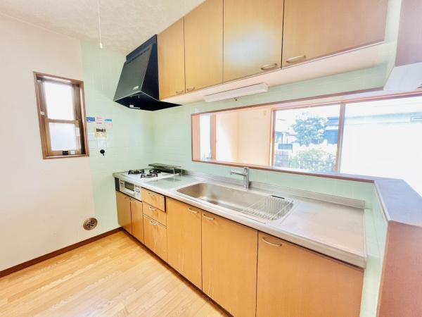 �_�ސ쌧����s����������2���ڂ̒��È�ˌ��ẴL�b�`��