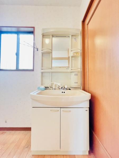 �_�ސ쌧����s����������2���ڂ̒��È�ˌ��Ă̐��ʑ�E���ʏ�