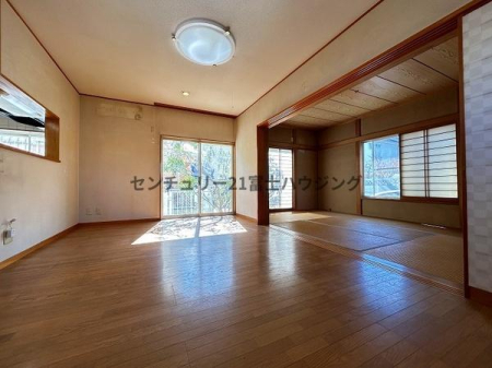 �_�ސ쌧������s���l���̒��È�ˌ��Ẵ��r���O