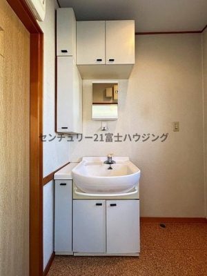 �_�ސ쌧������s���l���̒��È�ˌ��Ă̐��ʑ�E���ʏ�